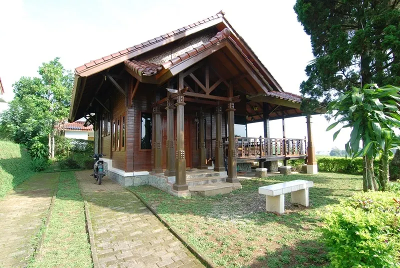 Villa ChavaMinerva Kayu Ciater with Private Pool - Image 1