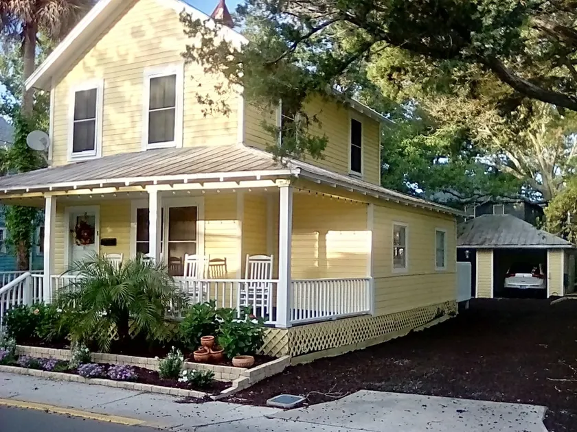 Super4 bedrooms, walk everywhere, free parking. - Image 1