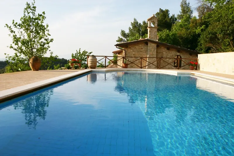 Beautiful hermitage villa with pool and park - Image 1