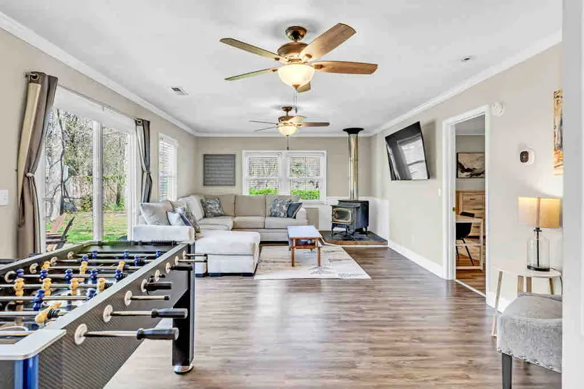 2 Living Rooms+ K be +, Secret Room, central local - Image 1