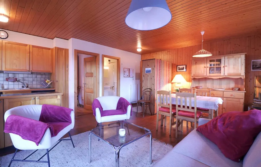 Beautiful apartment in the center of Champéry with views - Image 1