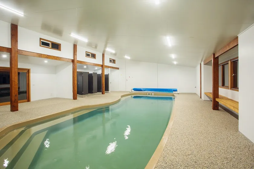 Island Escape with 12m Indoor Pool - Image 1