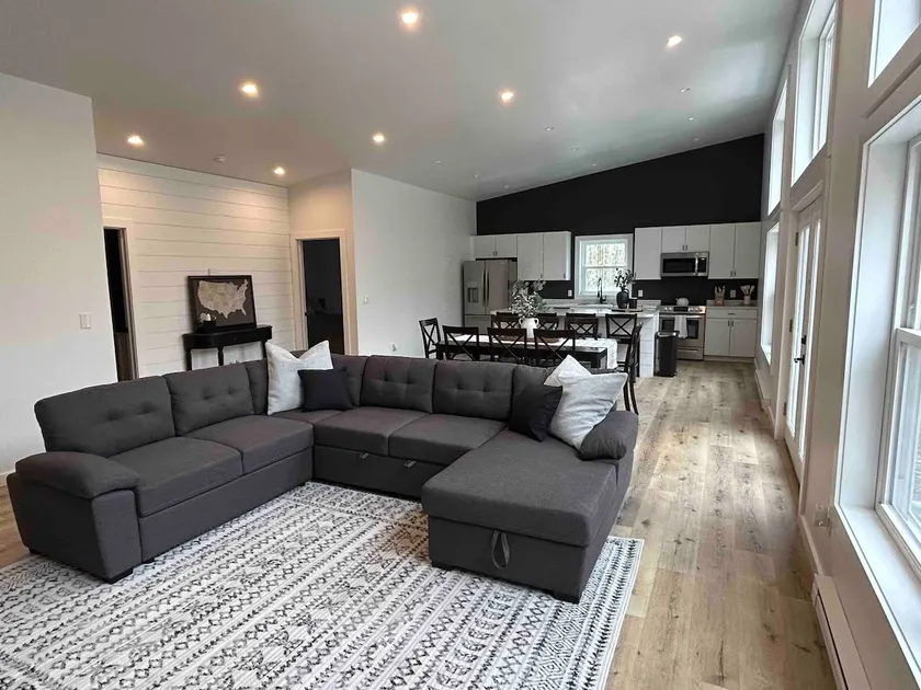 Brand new, modern, cozy house in the woods! - Image 1