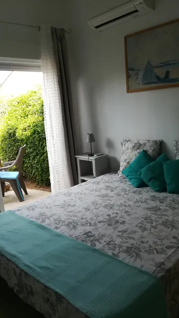lefontenay, 2 rooms on one level, near Lac Salagou - Image 1
