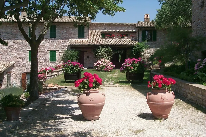 Apartment With 2 Bedrooms in Assisi, With Shared Pool - Image 1