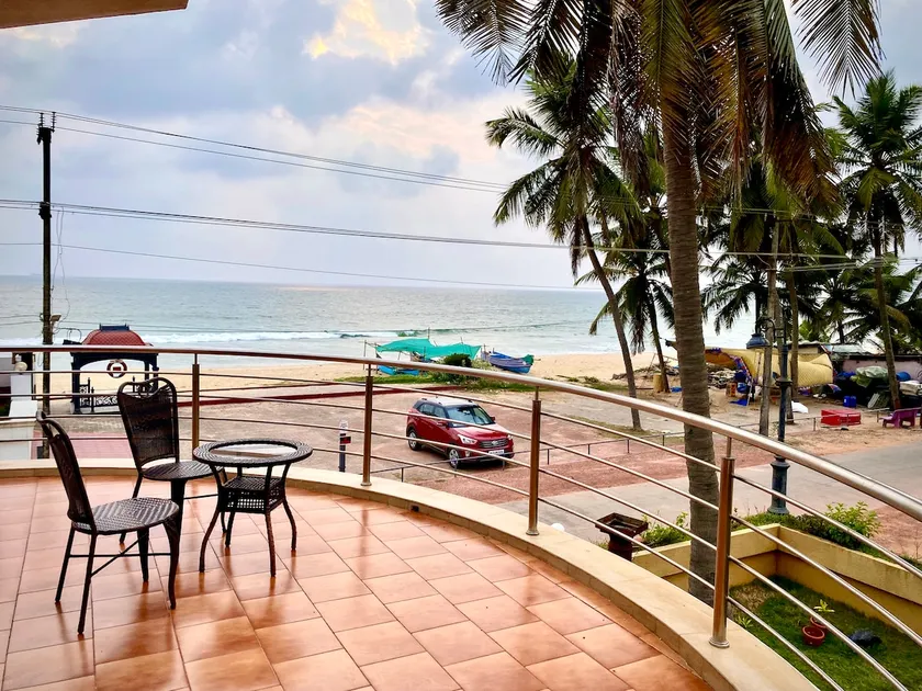 Beach a Holic/Calm beach facing Villa - Image 1