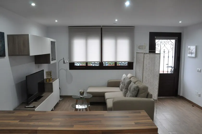 Angela's little house - Image 1