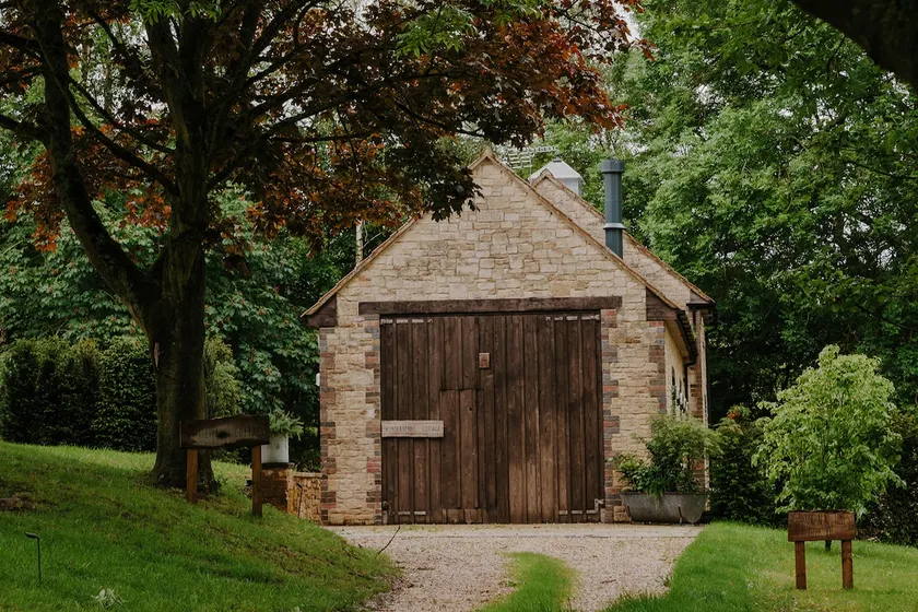 Cotswold Farm Hideaway | Winterspring cottage - Image 1