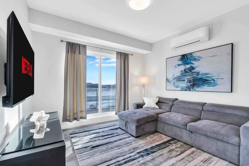 Beautiful & Modern 2 Bed-Airport Suite w/ Parking! - Image 1