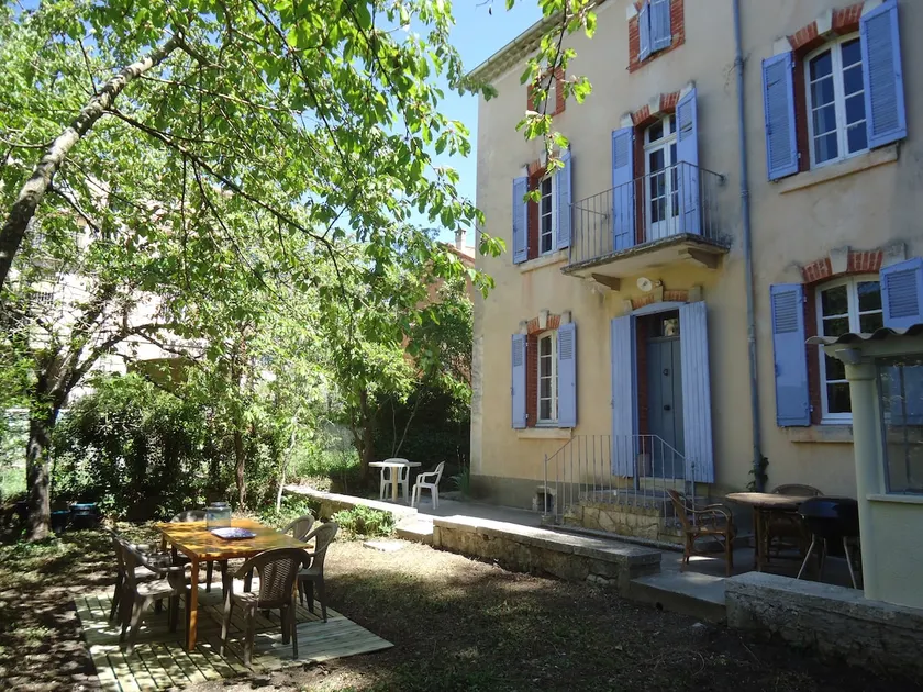 House with terrace and garden in Sault in Provence - Image 1
