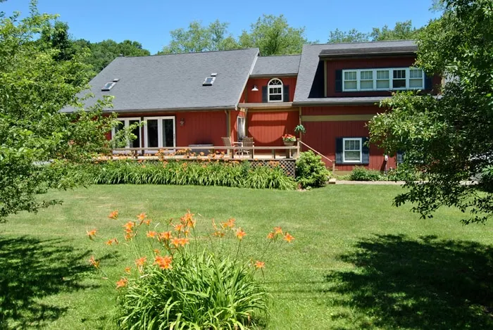 Perry Winkler's Home Art Studio - Image 1