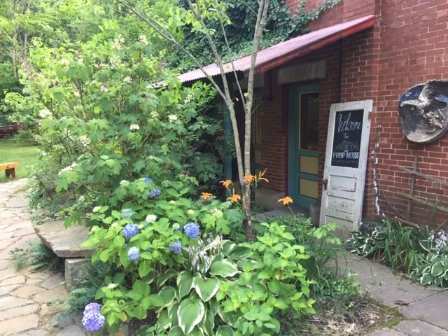 Private Unique Mountain River Cabin, Artist-Built - Image 1