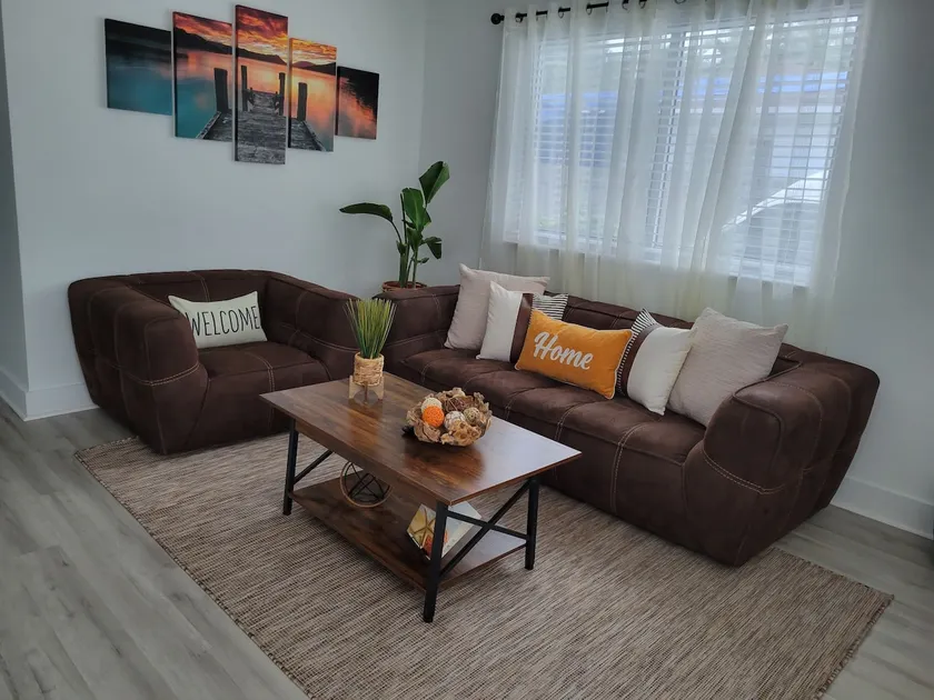 Sol Miami #1 with free parking on premises - Image 1