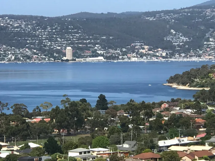 House with Magnificent Panoramic Harbor Views - Image 1
