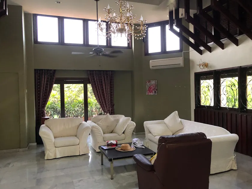 A Peranakan type semi wooden villa - Image 1