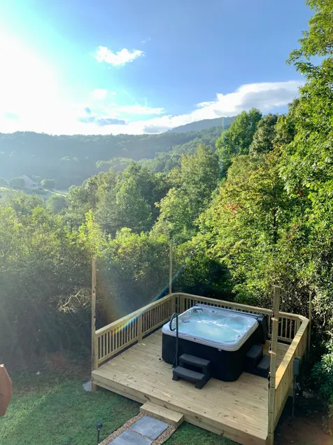 Breathtaking Mountain Views with SPA Jacuzzi - Image 1