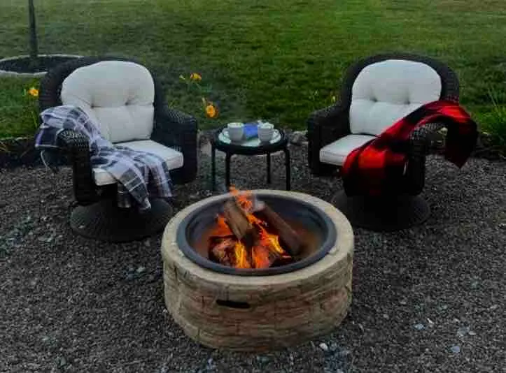 The Enchanted Hideaway: Cozy Firepit & King Bed - Image 1