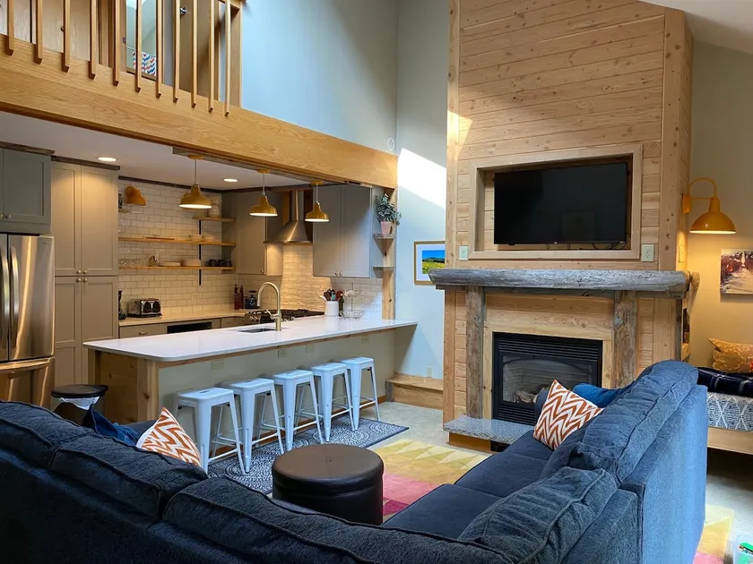 Perfectly located 3-bedroom Sugarloaf condo - Image 1