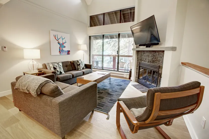 Maison de ville moderne avec 3 chambres et 2 salles de bains à Snowberry Villas - Image 1