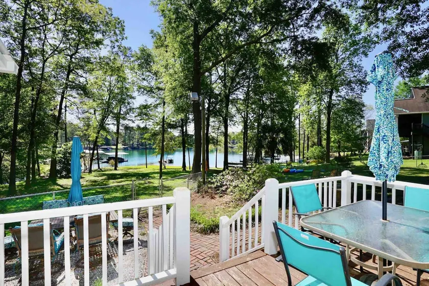 Bobber Bungalow *level lot*fire pit*kayak*canoe - Image 1