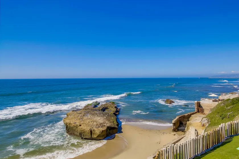 Ocean Front Villa #4 - Image 1