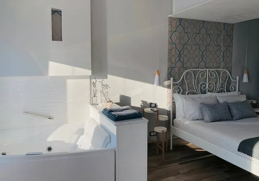 Casa 67 Seaview Studio with Terrace & Jacuzzi in Manarola - Image 1