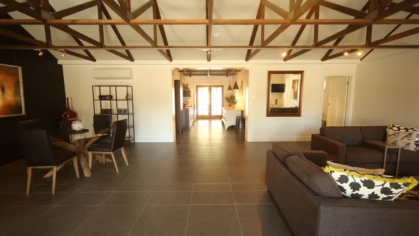 Irongate Studio Bed & Breakfast - Mintaro - Image 1