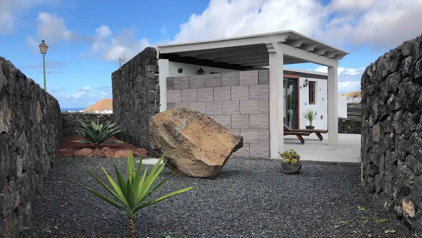 Sun, Relax & Lava, Free wifi 600mb, BBQ - Image 1