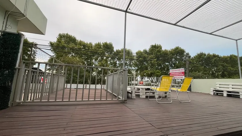 Relax IV - Image 1