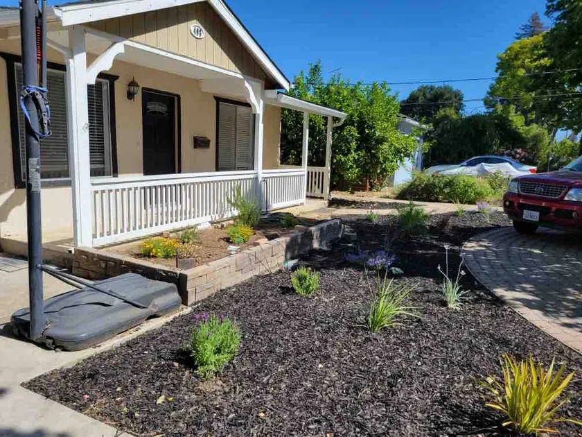 Comfortable and Renovated Winchester Orchard House - Image 1