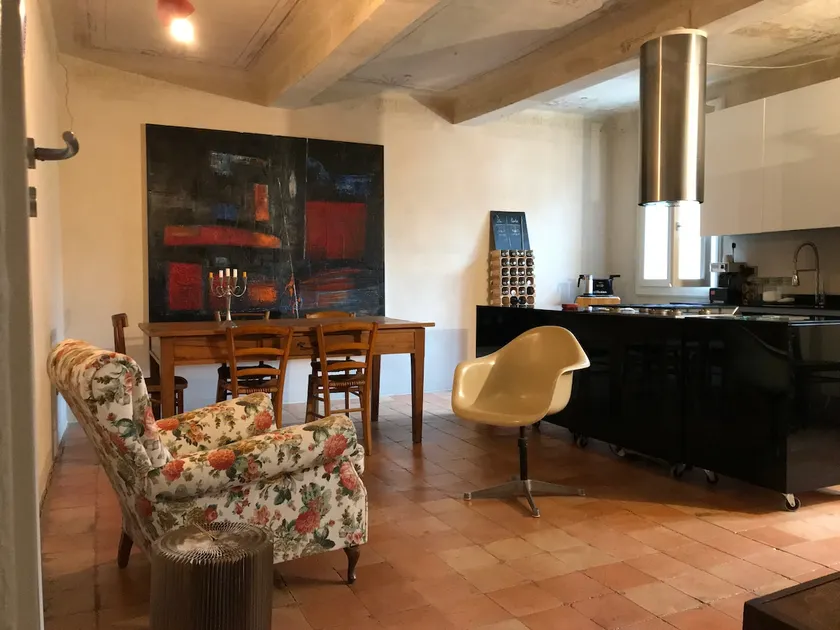 Bright house with garden in the historic center - Image 1