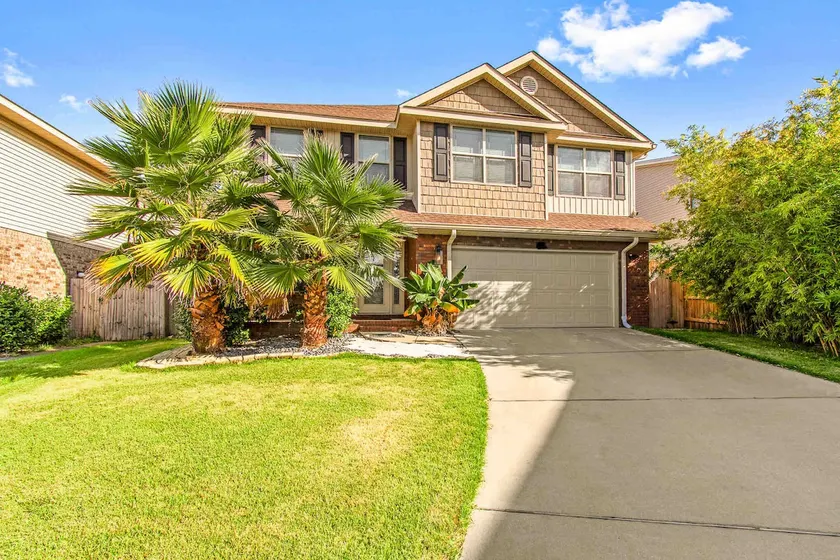 4 BR 3 BTH w/hot tub 4 KING BEDS 2twin beds - Image 1