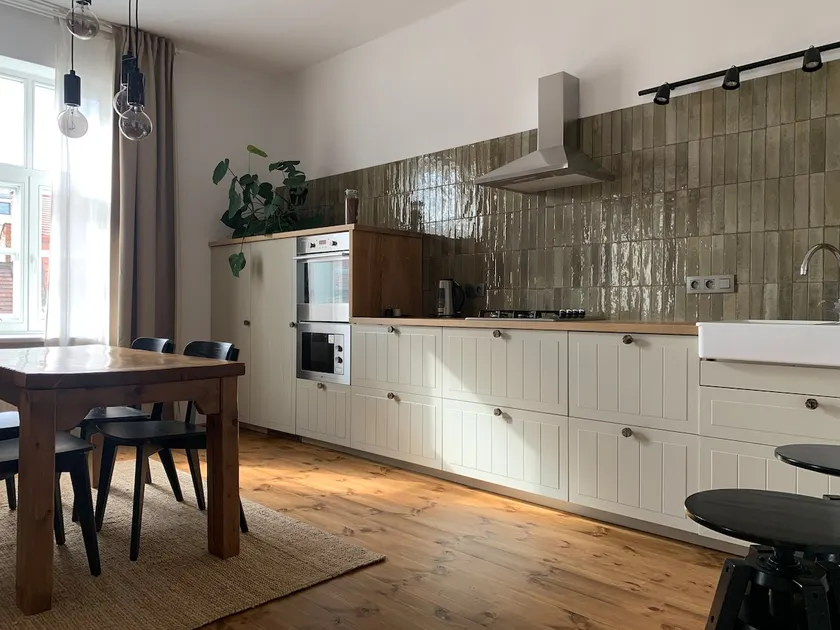 Falcon apartment - Image 1