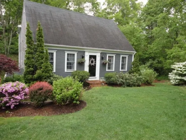 18 Great Hill Rd - Image 1