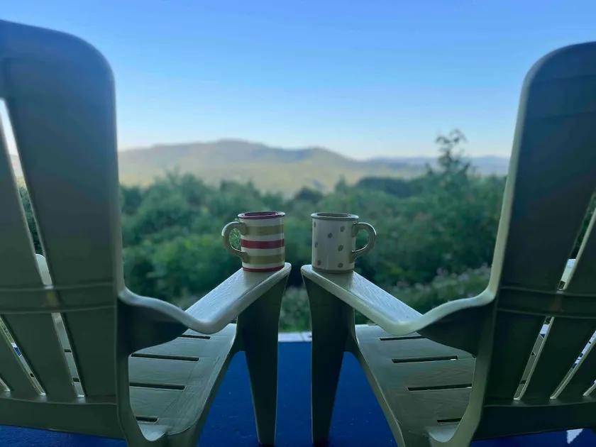 180° White Mountain Views • Family Retreat - Image 1