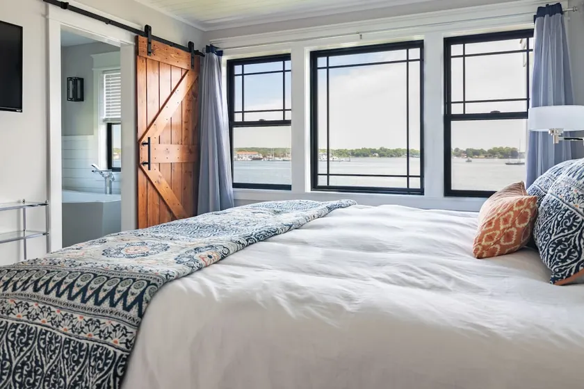 Harbor View Landing,  Mystic CT - The Block Island Waterfront Cottage - Image 1