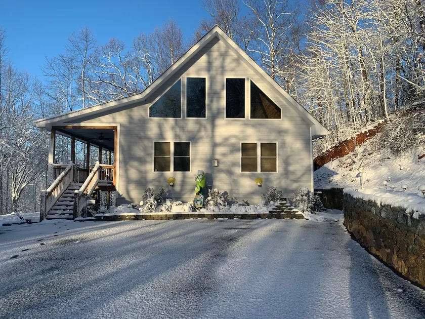 Chattahoochee NF, New Jacuzzi & Pet Friendly. - Image 1