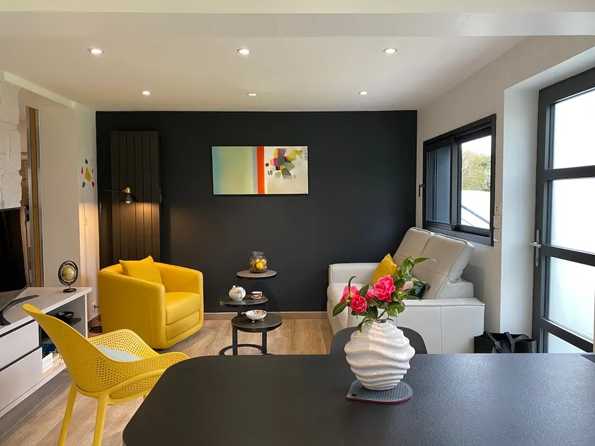 42 m2 cottage with terrace and private garden - Image 1