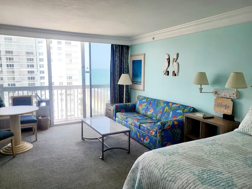 Daytona Beach view/Sunset view Studio w/kitchen - Image 1