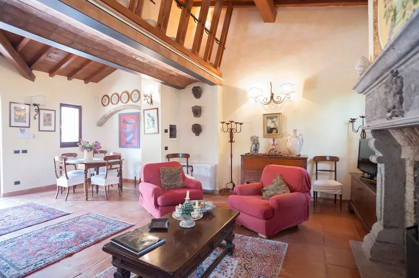 Luxury villa with pool near Rome - Image 1