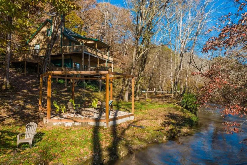 Arkaquah Creek Retreat! - Image 1