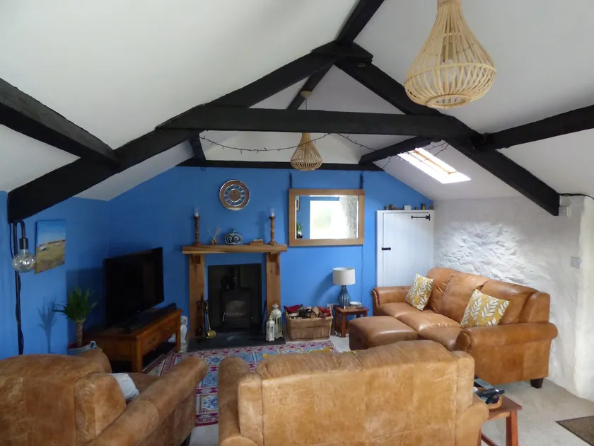 Characterful cottage in the heart of Menai Bridge - Image 1