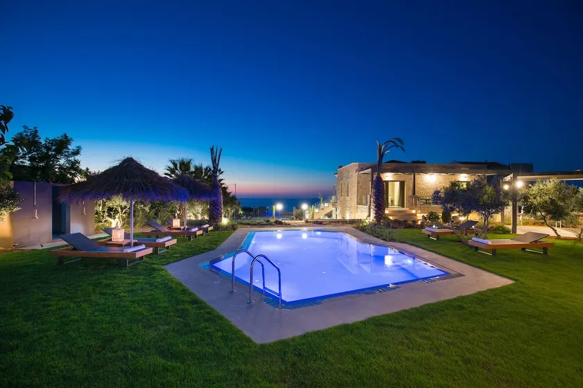 Villa mit Meerblick und privatem beheiztem Pool und Hammam, 800 m vom Strand und den Geschäften entfernt - Image 1