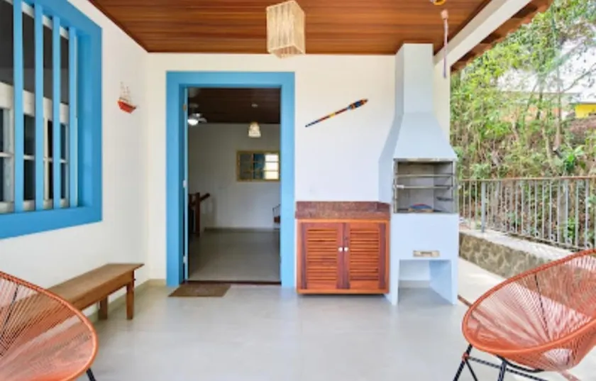 Picolla House - with amazing views! - Image 1