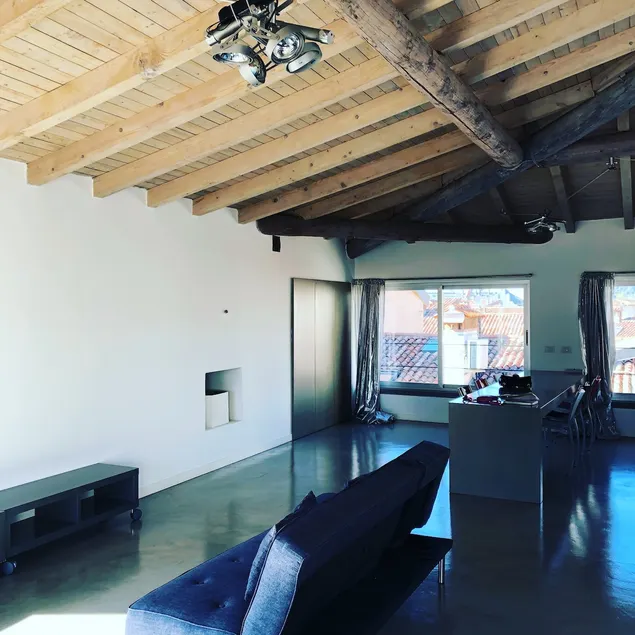 B.Loft: a very central designer loft - Image 1