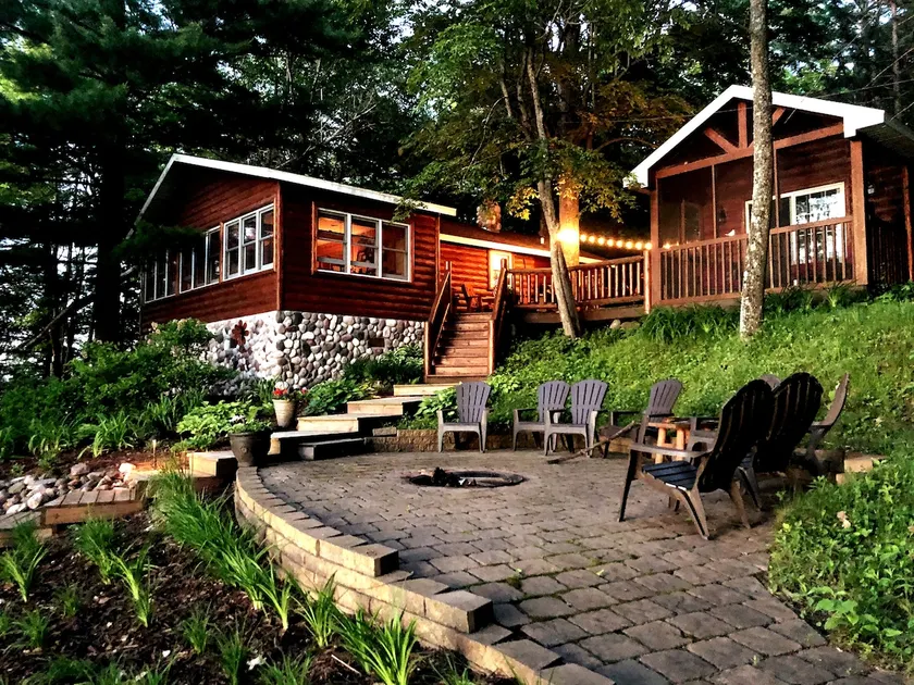 West Bay - A classic cabin experience - Image 1