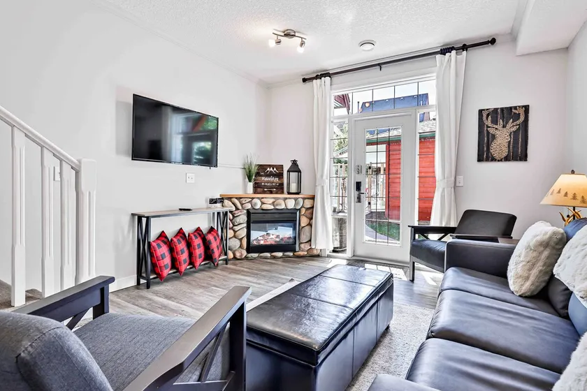 Mountain Chalet | 2 Bed/2 Bath | Pool & Hot Tub - Image 1