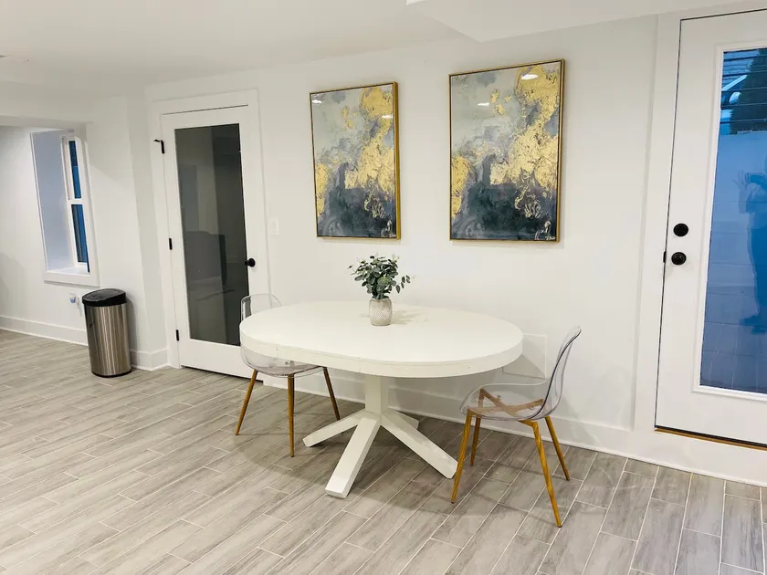 Lovely spacious 1 bedroom apartment - Image 1