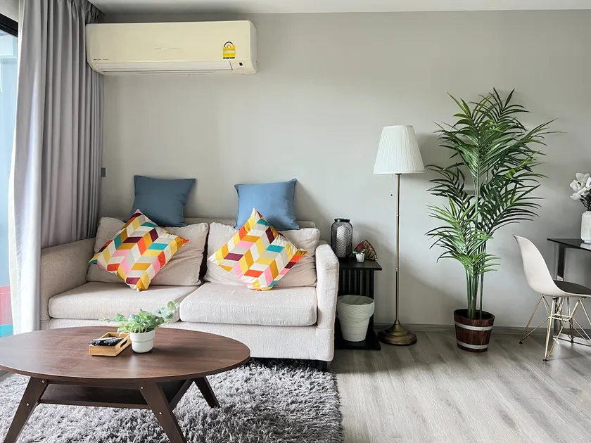 The latest exquisite, cozy and comfortable Bangkok International School campus apartment - Image 1
