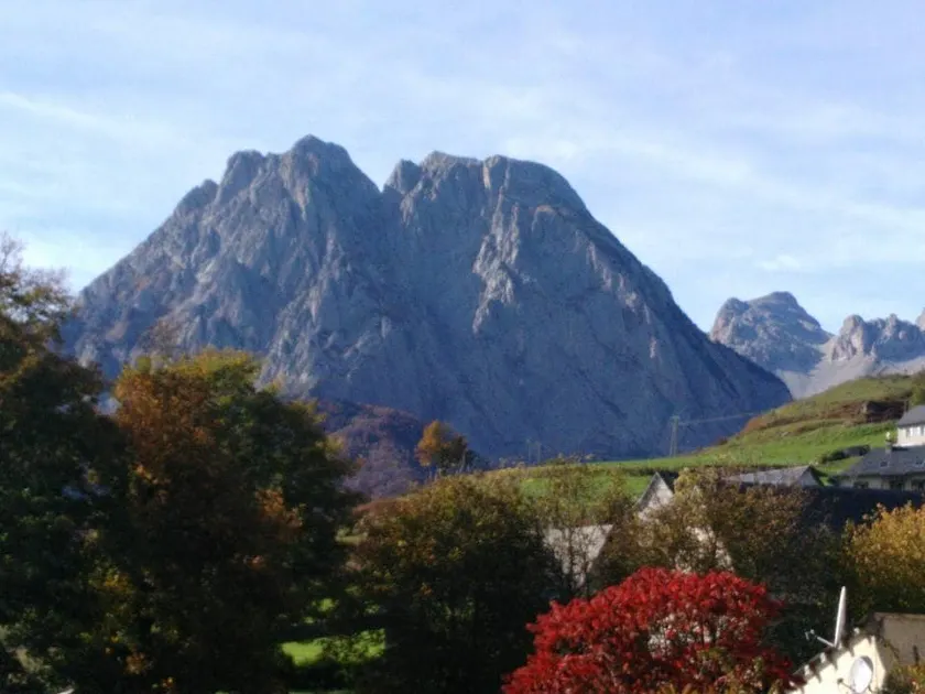 Grand gite à la montagne Lescun 64, Vallée d'Aspe ,loué du samedi au samedi - Image 1